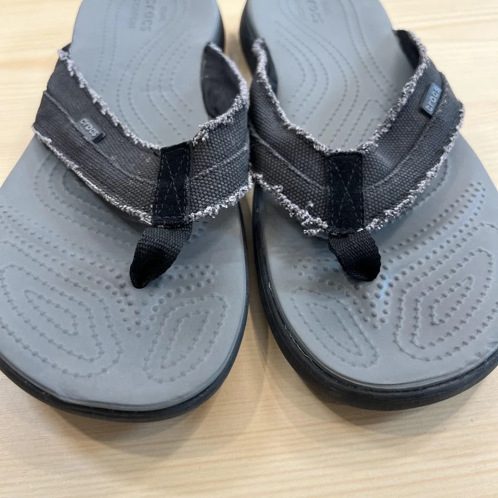 CROCS canvas thong